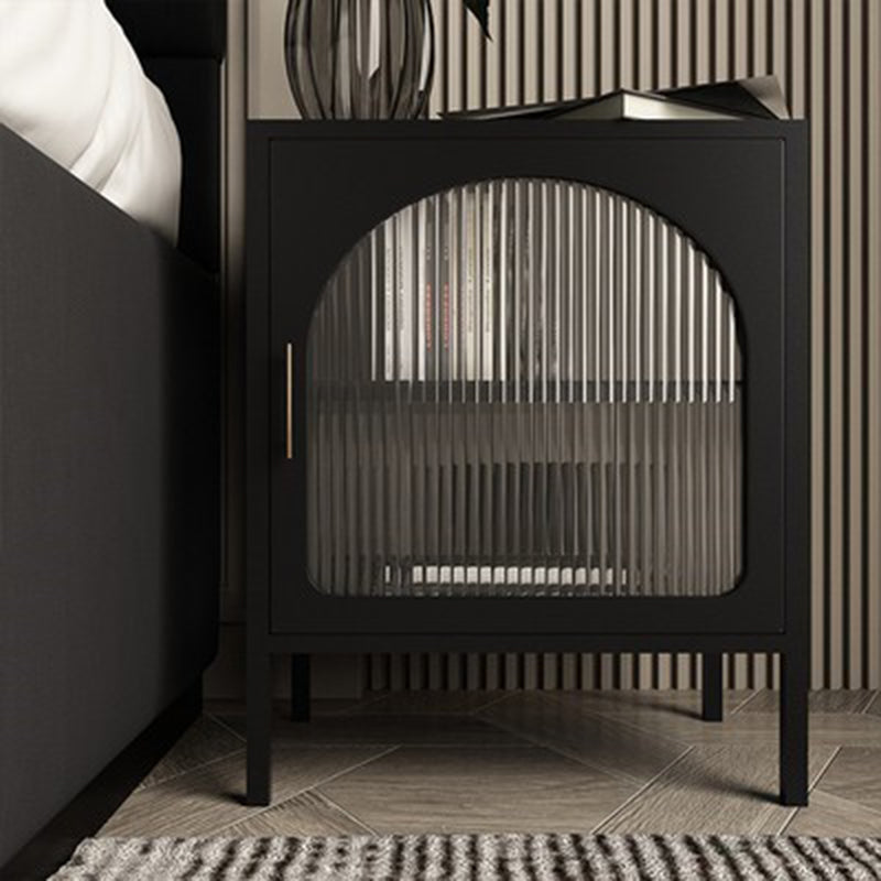 Cube nordique contemporain carré rayé en verre et fer table de chevet à 2 niveaux pour le côté du lit 