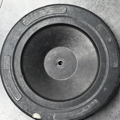 Table d'extrémité ronde en acier au carbone rétro contemporain en acier inoxydable avec 1 plateau pour salon 