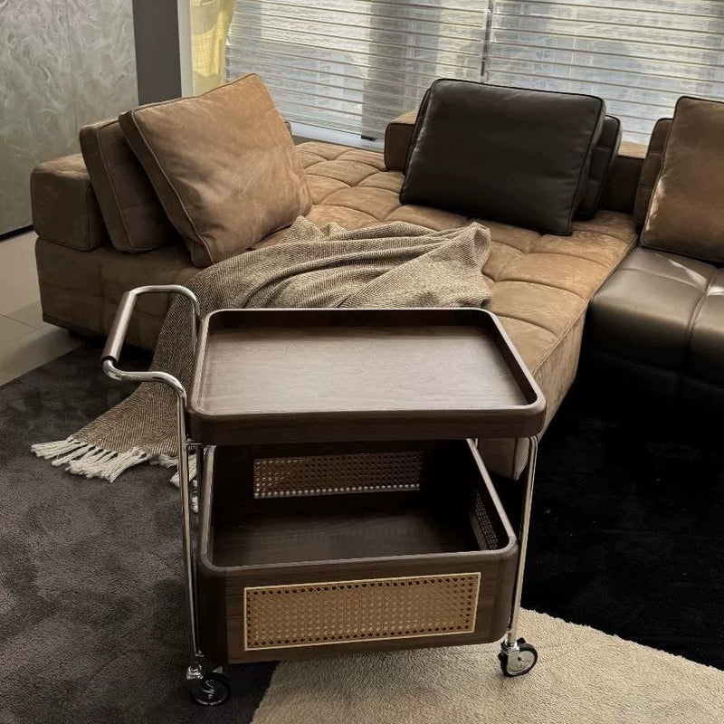 Zeitgenössischer Retro-Webstuhl Imitation Rattan PE Holz Edelstahl Rechteckiger Beweglicher Beistelltisch mit 2-stufigem Stauraum für das Wohnzimmer 
