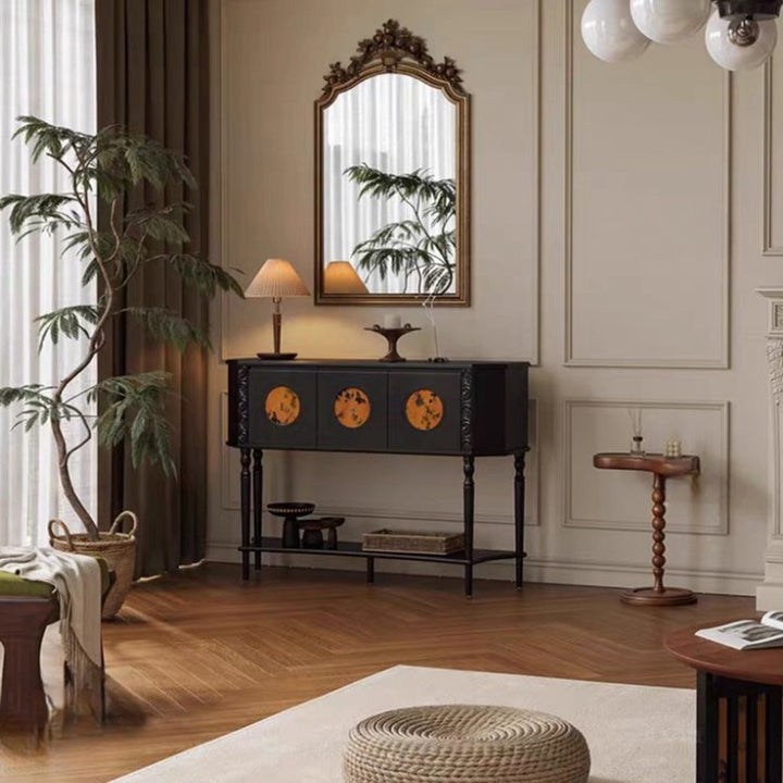 Table d'appoint traditionnelle française en bois massif fait main en mousseline avec 3 armoires sculptées trapézoïdales pour l'entrée 
