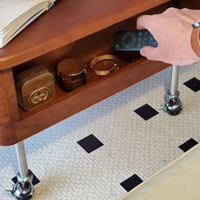 Mesa de café contemporánea retro de madera de caucho con herrajes de acero inoxidable cuadrada, elevable y movible con 1 almacenamiento para sala de estar 