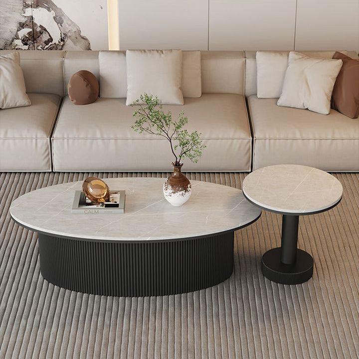 Zeitgenössisches skandinavisches Set aus Eisen mit ovalem, rundem, gestreiftem Couchtisch für das Wohnzimmer 