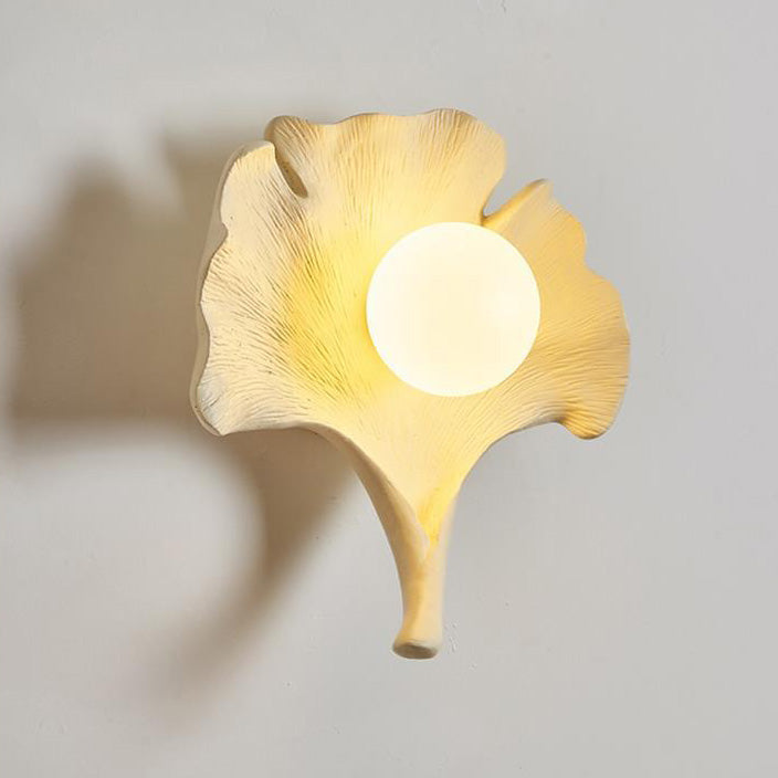 Traditional Vintage Ginkgo Leaf Shape Iron FRP Glass 1-Light Wall Sconce Lamp For Living Room
