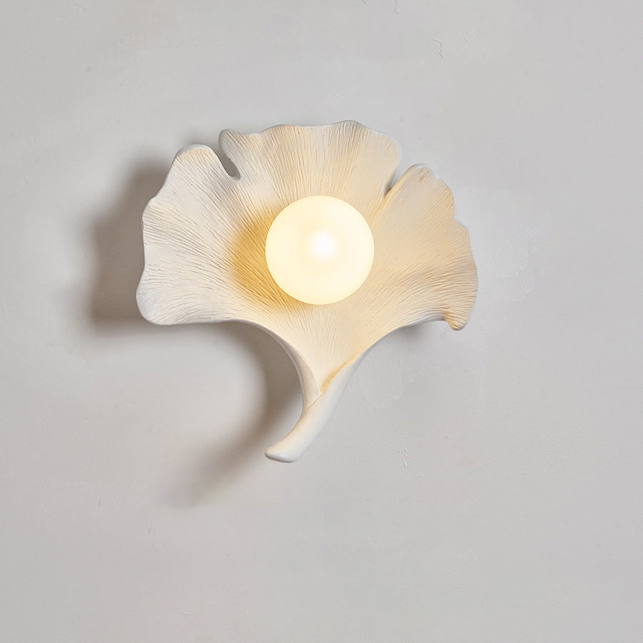 Traditional Vintage Ginkgo Leaf Shape Iron FRP Glass 1-Light Wall Sconce Lamp For Living Room