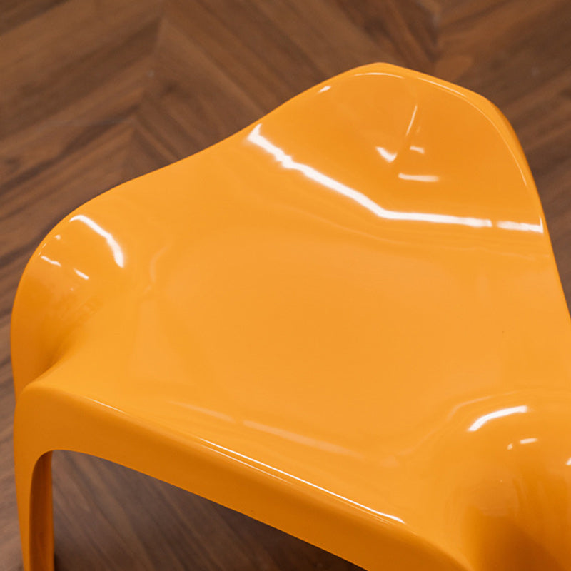 Moderner nordischer ABS-Stuhl ohne Rückenlehne und Armlehnen für das Wohnzimmer 