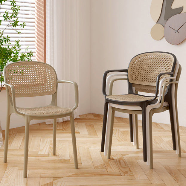 Zeitgenössischer Einfachheit Rattan Kunststoff Esszimmerstuhl Rückenlehne Armlehne für Esszimmer 