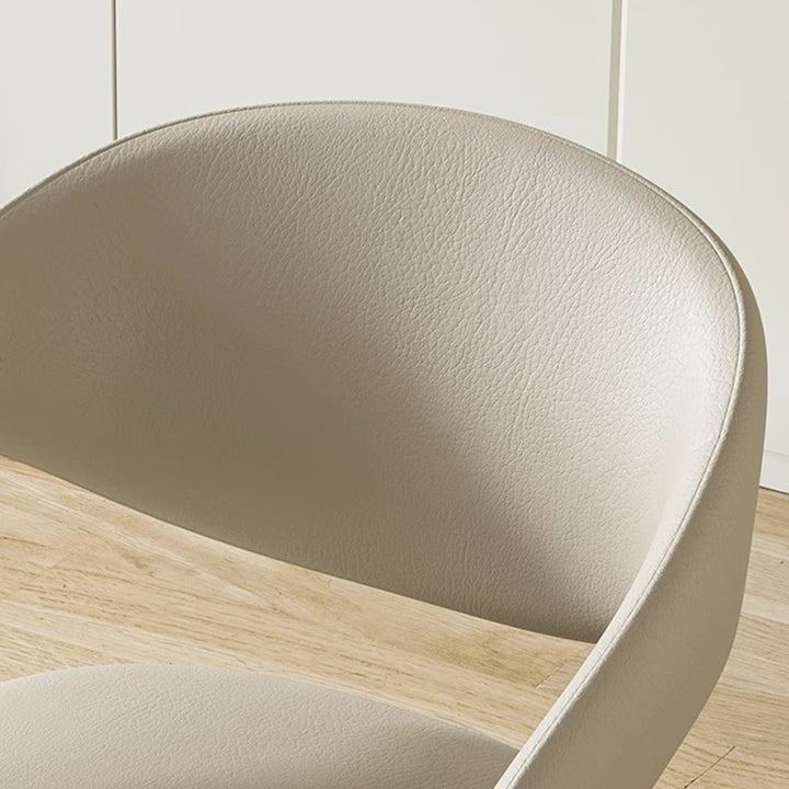 Moderne Schlichtheit gebogener PU-Leder-Carbonstahl-Dining-Stuhl Rückenlehne Armlehne für das Esszimmer 
