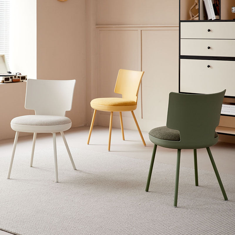 Silla de comedor sin brazos con respaldo de tela de macaron nórdico contemporáneo PP para comedor 
