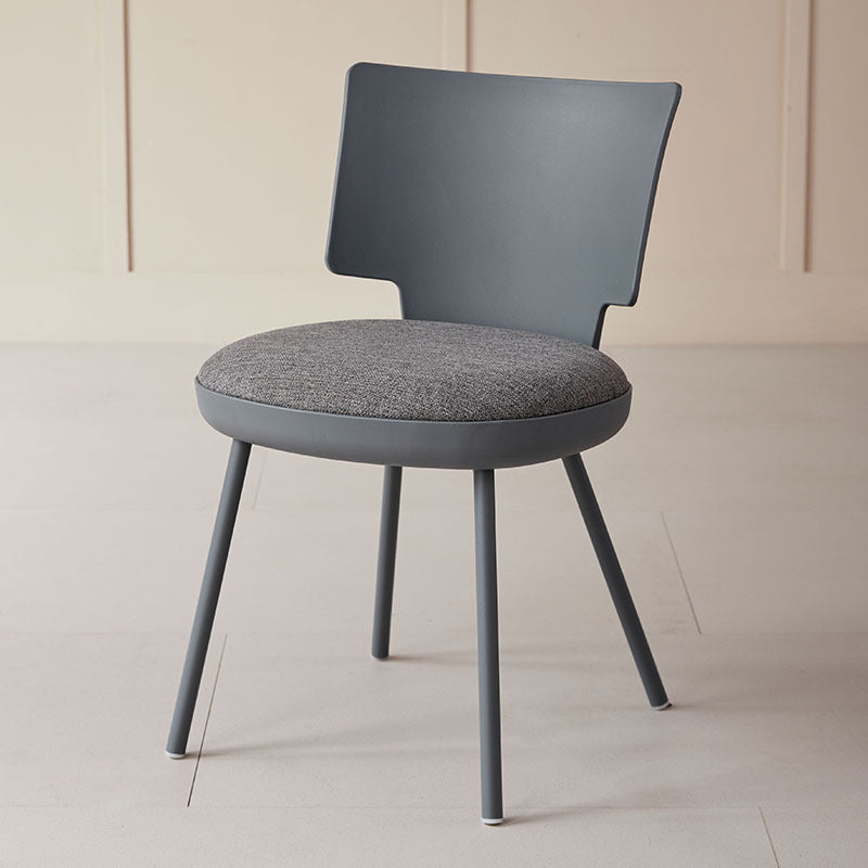 Silla de comedor sin brazos con respaldo de tela de macaron nórdico contemporáneo PP para comedor 