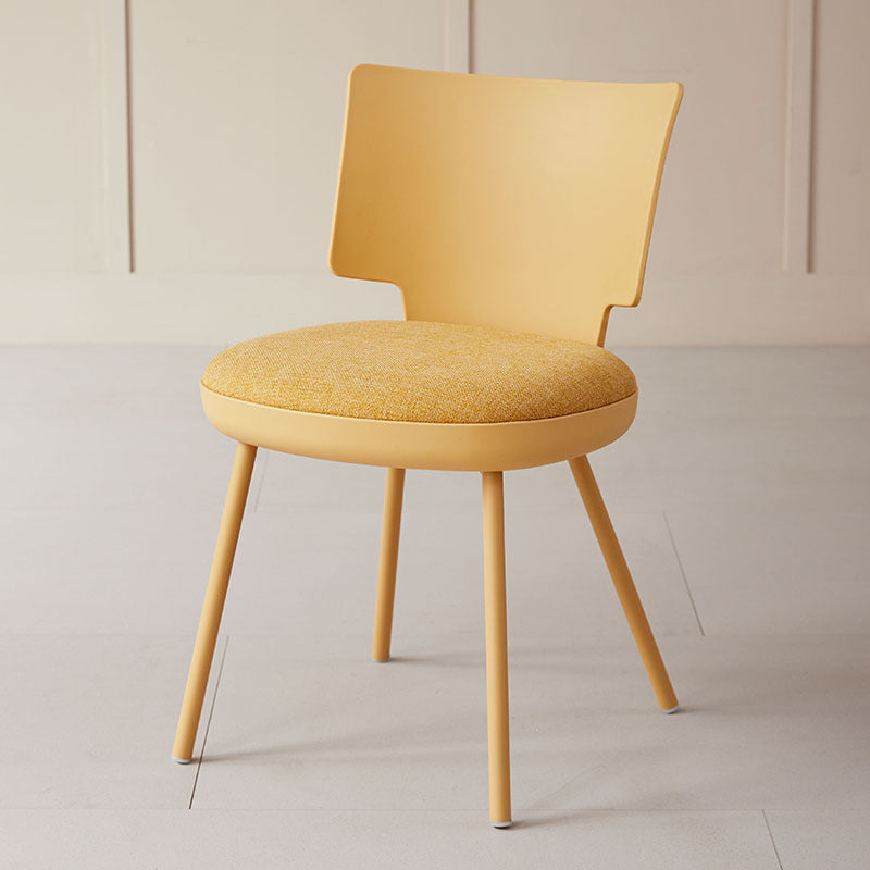 Silla de comedor sin brazos con respaldo de tela de macaron nórdico contemporáneo PP para comedor 