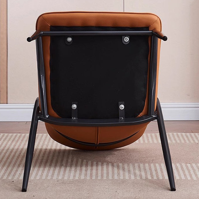 Chaise de salle à manger contemporaine nordique en faux cuir avec dossier en acier au carbone sans accoudoirs pour salle à manger 