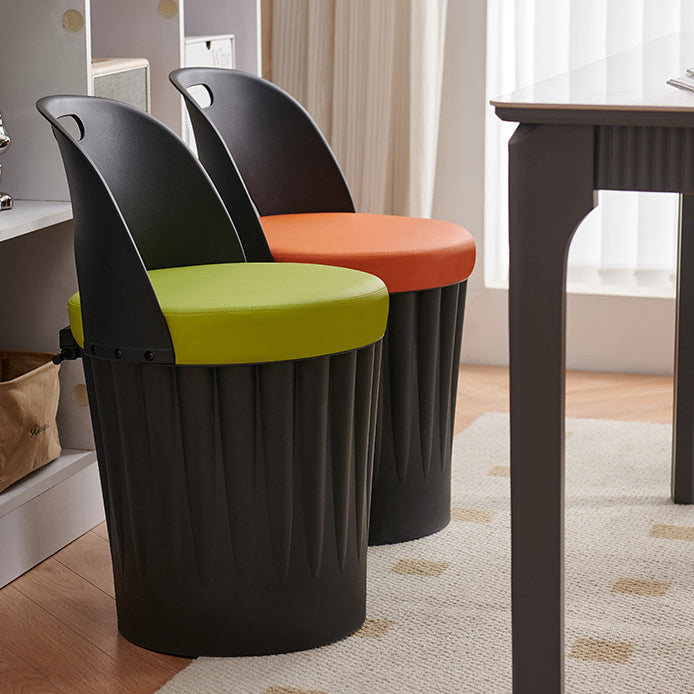 Silla de comedor sin brazos con respaldo de cuero PU PP de almacenamiento creativo contemporáneo para comedor 