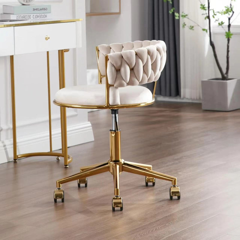 Taburete de tocador sin brazos con respaldo de terciopelo enrollado nórdico contemporáneo con herrajes de hierro para dormitorio 