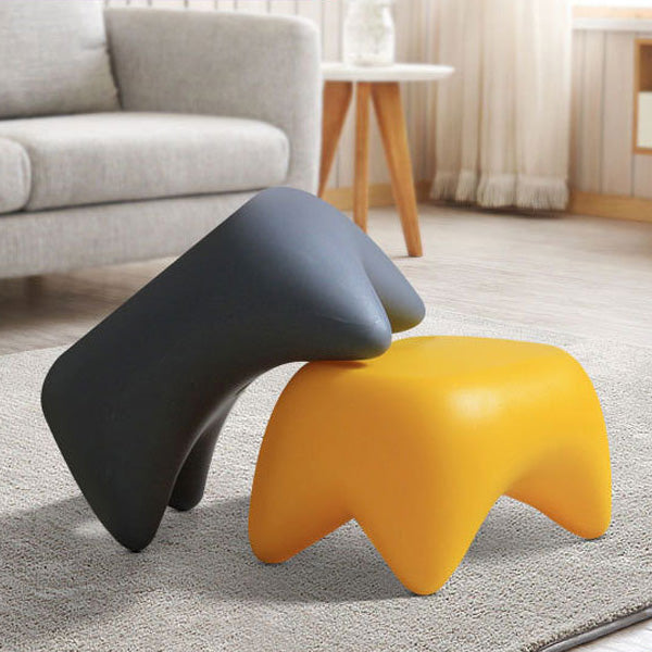 Tabouret bas sans dossier ni accoudoirs pour enfants trapézoïdal nordique contemporain en PE complet pour salon 