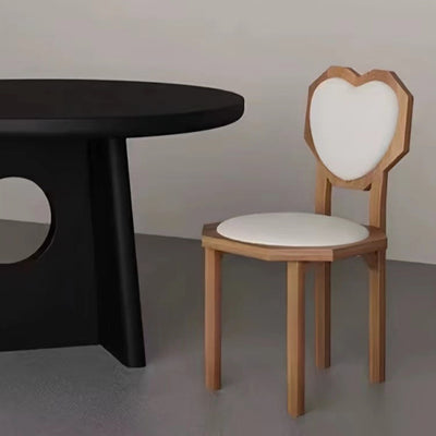 Silla de comedor sin brazos con respaldo de forma de corazón creativa contemporánea de lana de cordero, madera maciza y esponja para comedor 