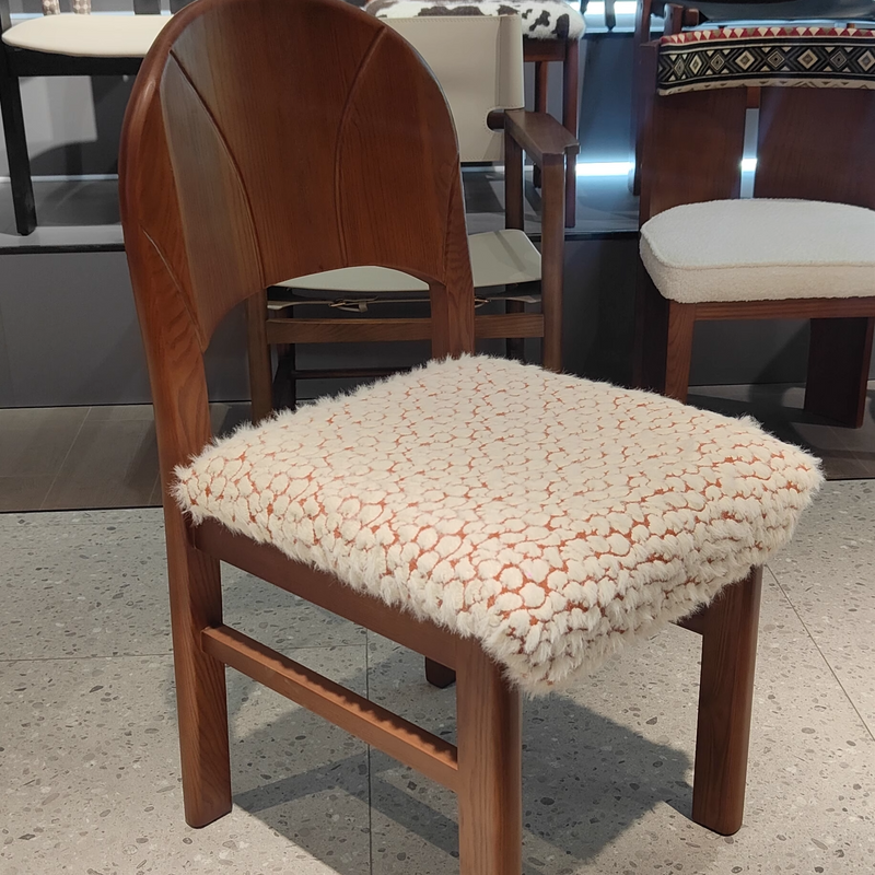 Respaldo de silla de comedor sin brazos con diseño jacquard cuadrado de arco francés tradicional para comedor 