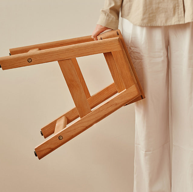 Silla de comedor apilable de madera de cerezo cuadrada tradicional japonesa sin respaldo ni brazos para el comedor 