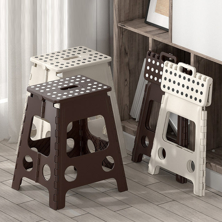 Chaise pliante portable en plastique nordique contemporain sans dossier ni accoudoirs pour salon 