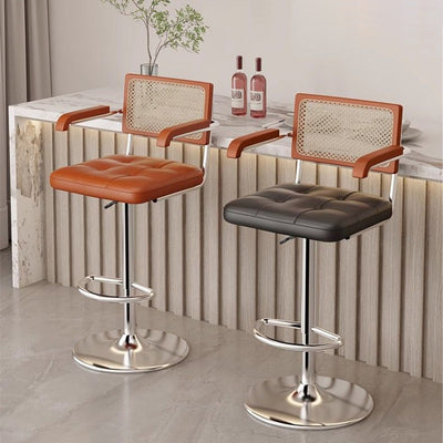 Tabouret de bar contemporain en cuir carré nordique en rotin PP en acier inoxydable avec dossier et accoudoirs pour salle à manger 