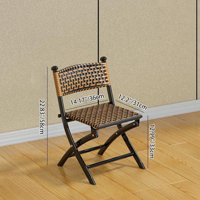 Simplicité contemporaine Chaise pliante carrée en rotin tissé en acier au carbone sans dossier ni accoudoirs pour salon 