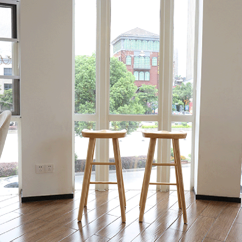 Tabouret de bar contemporain nordique carré concave en bois massif plein sans dossier ni accoudoirs pour salle à manger 