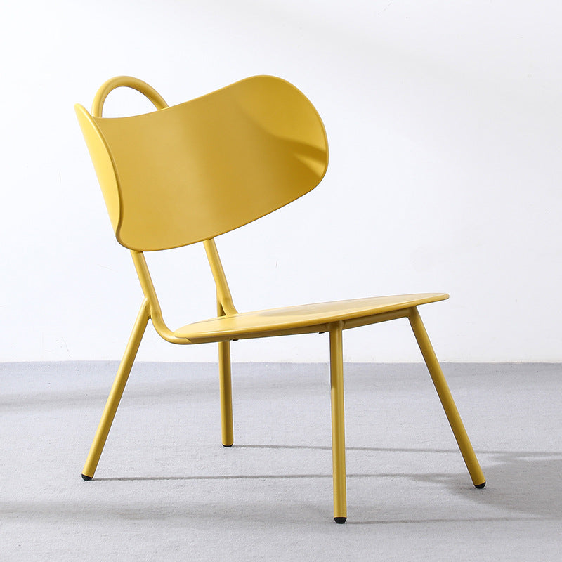 Chaise de café sans accoudoirs avec dossier en fer arc nordique contemporain pour salle à manger 