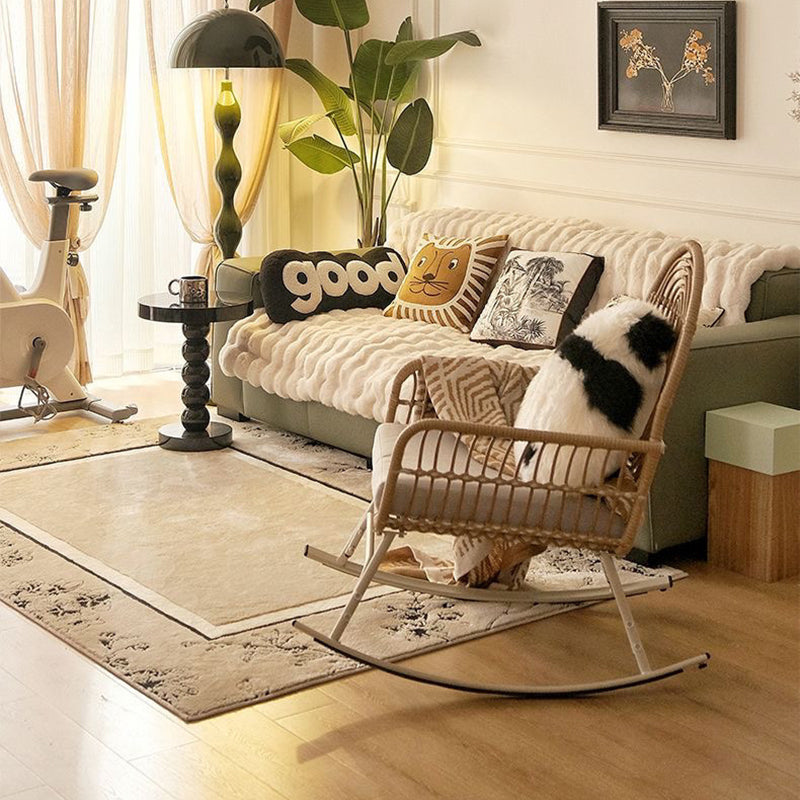 Zeitgenössischer Boho-Stoff Stahllegierung PE Rattan Webstuhl Schaukelstuhl Rückenlehne Armlehne für Wohnzimmer 