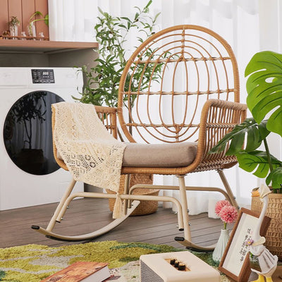 Zeitgenössischer Boho-Stoff Stahllegierung PE Rattan Webstuhl Schaukelstuhl Rückenlehne Armlehne für Wohnzimmer 