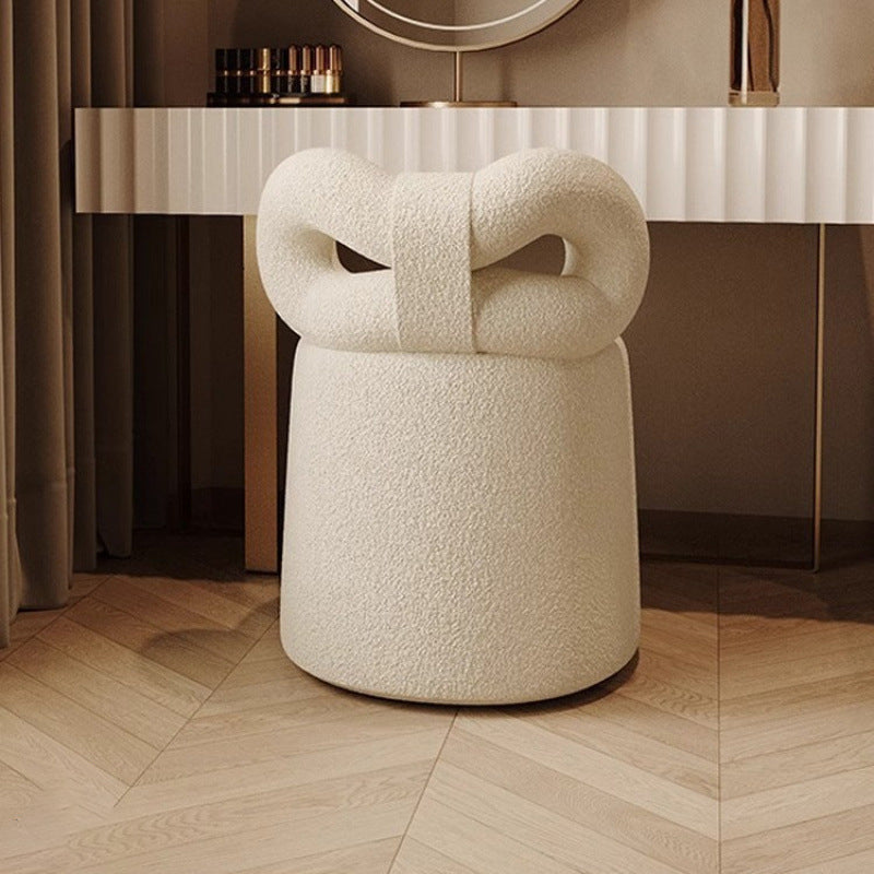 Taburete de tocador contemporáneo nórdico de crema con respaldo cilíndrico de lana de cordero de madera maciza sin brazos para dormitorio 