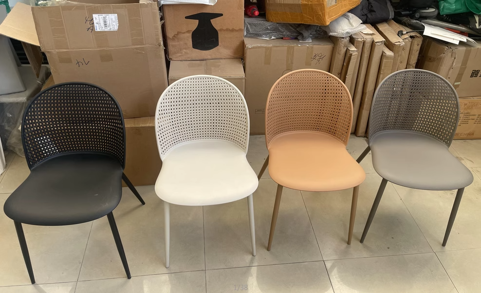 Moderner minimalistischer Bogen PP Webeisen Esszimmerstuhl Rückenlehne ohne Armlehnen für Esszimmer 