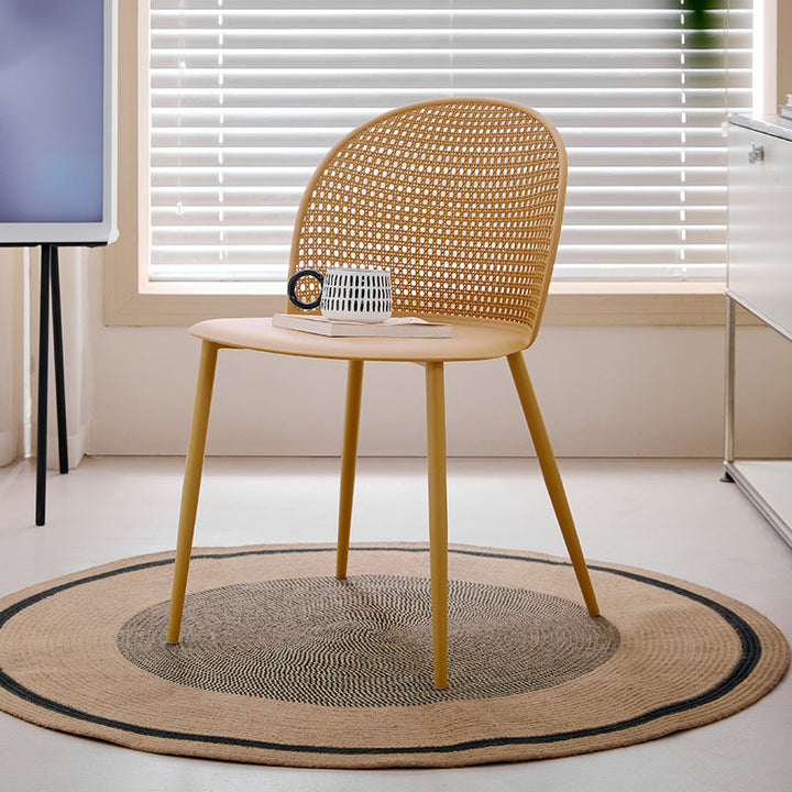 Moderner minimalistischer Bogen PP Webeisen Esszimmerstuhl Rückenlehne ohne Armlehnen für Esszimmer 