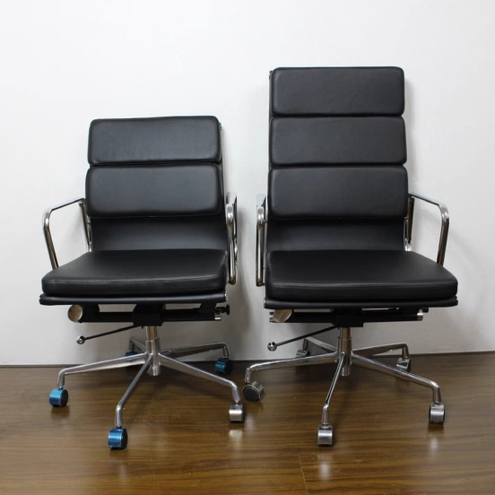 Moderner minimalistischer drehbarer Schreibtischstuhl aus PU-Leder und Aluminiumlegierung in Rechteckform mit Rückenlehne und Armlehnen für das Arbeitszimmer 