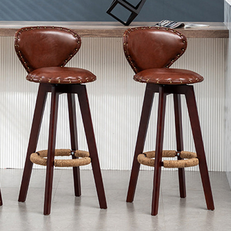 Taburete de bar contemporáneo escandinavo con arco redondo de cuero PU y madera maciza sin respaldo para comedor 