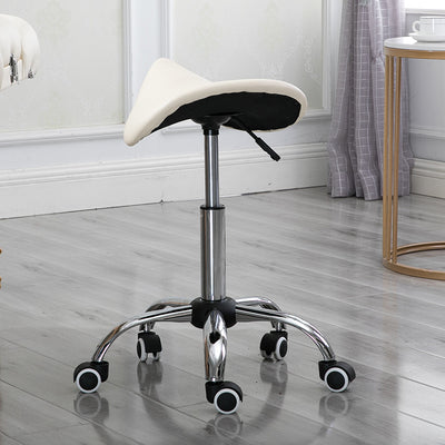 Taburete de bar moderno minimalista curvado de cuero PU PVC acero electrochapado sin respaldo ni brazos para comedor 