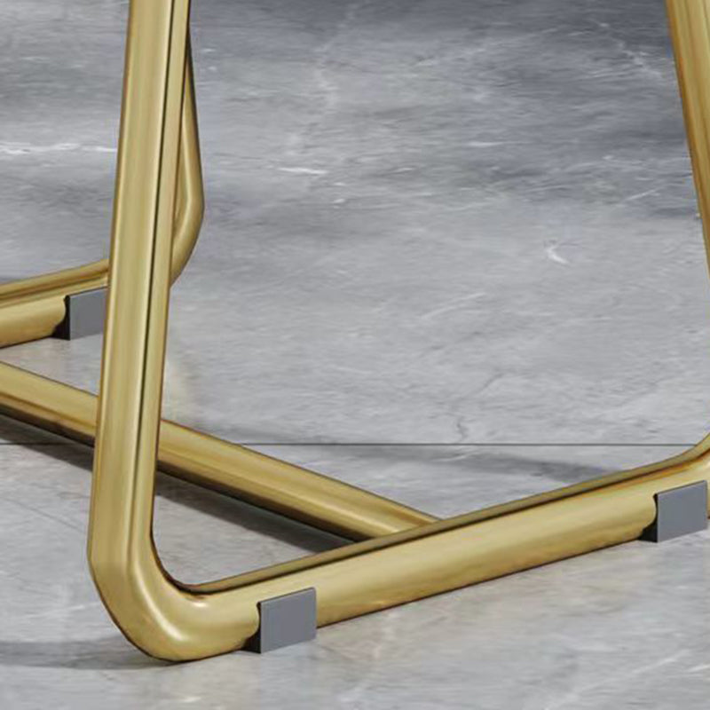 Zeitgenössischer kreativer Kohlenstoffstahl Flanell Herzform Esszimmerstuhl Rückenlehne ohne Armlehnen für Esszimmer 