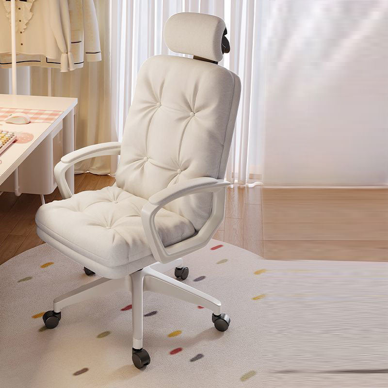 Chaise de bureau carrée moderne minimaliste réglable et rotative en métal avec tissu technique et mousse, accoudoirs et dossier pour la maison et le bureau 