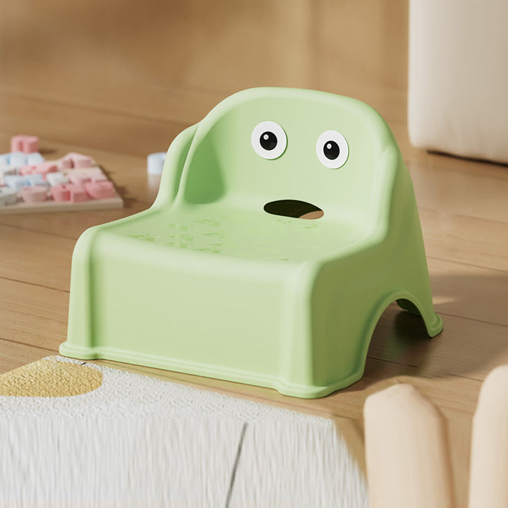 Moderner minimalistischer stapelbarer niedriger Kinderhocker aus PP in quadratischer Form ohne Armlehnen mit Rückenlehne fürs Wohnzimmer 
