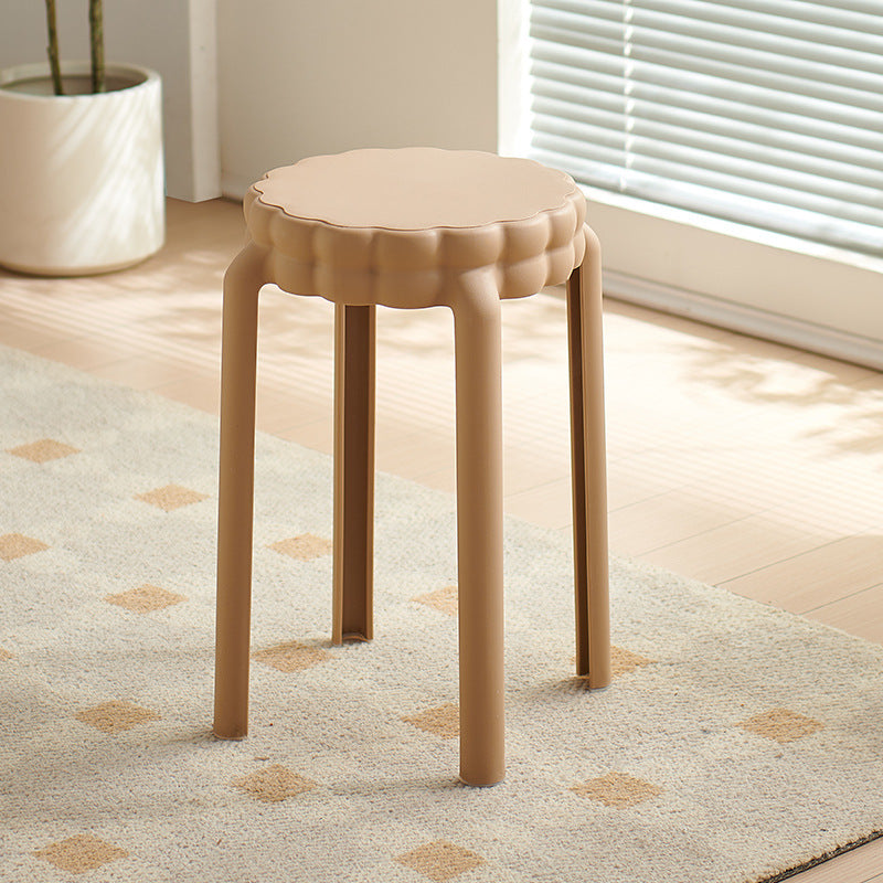 Moderner nordischer Kunststoff-Hocker in Blumenform ohne Rückenlehne und Armlehnen für das Wohnzimmer 