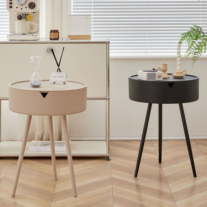 Mesa Auxiliar Redonda de Acero Inoxidable PP de Simplicidad Moderna con 3 Patas para Sala de Estar 