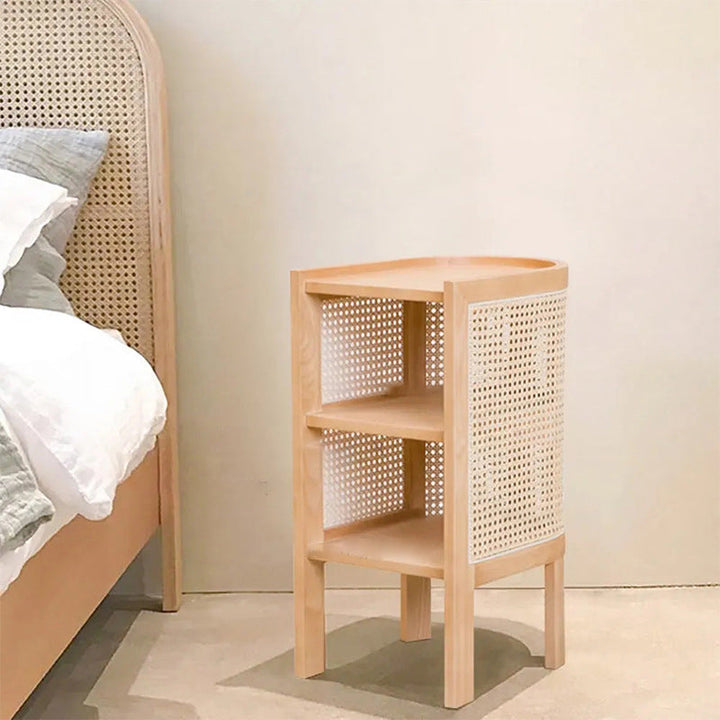 Traditioneller rustikaler zylindrischer Nachttisch aus Eschenholz und Rattan 2 – Schrank für das Schlafzimmer 