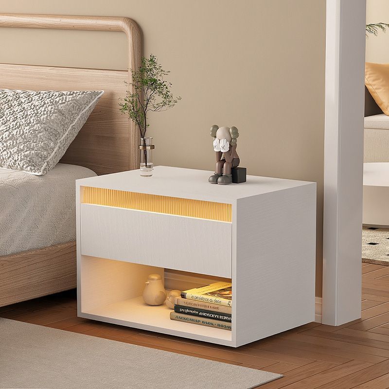 Moderner minimalistischer kubischer Nachttisch aus MDF und Acryl mit 1 Schublade für das Schlafzimmer 
