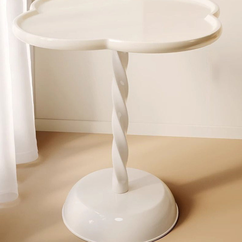 Contemporary Nordic Four Leaf Clover Shape Cream Full PP Side Table 1 - Tray For Living Room