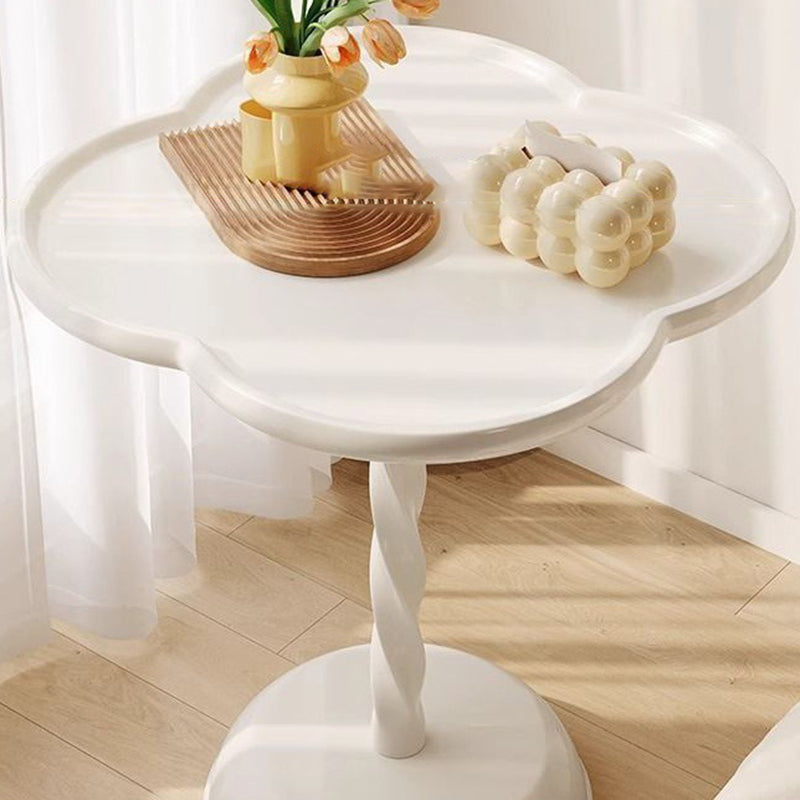 Contemporary Nordic Four Leaf Clover Shape Cream Full PP Side Table 1 - Tray For Living Room