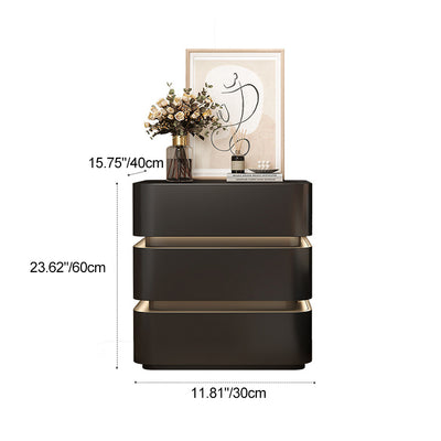 Table de chevet moderne minimaliste en bois massif avec bande lumineuse à trois tiroirs pour chambre 