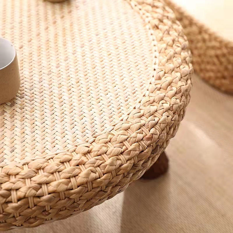 Zeitgenössischer skandinavischer Zylinder Rattan Webnetz Massivholz Couchtisch 1 - Ebene für das Wohnzimmer 