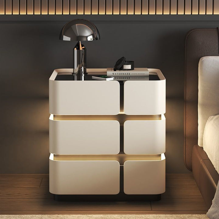 Moderner nordischer quadratischer Cube-Nachttisch mit Sensorleuchte, kabellosem Laden, Glas, kratzfestem Leder, Kiefernholz und mitteldichter Faserplatte, 2/3 Schubladen, für das Schlafzimmer 