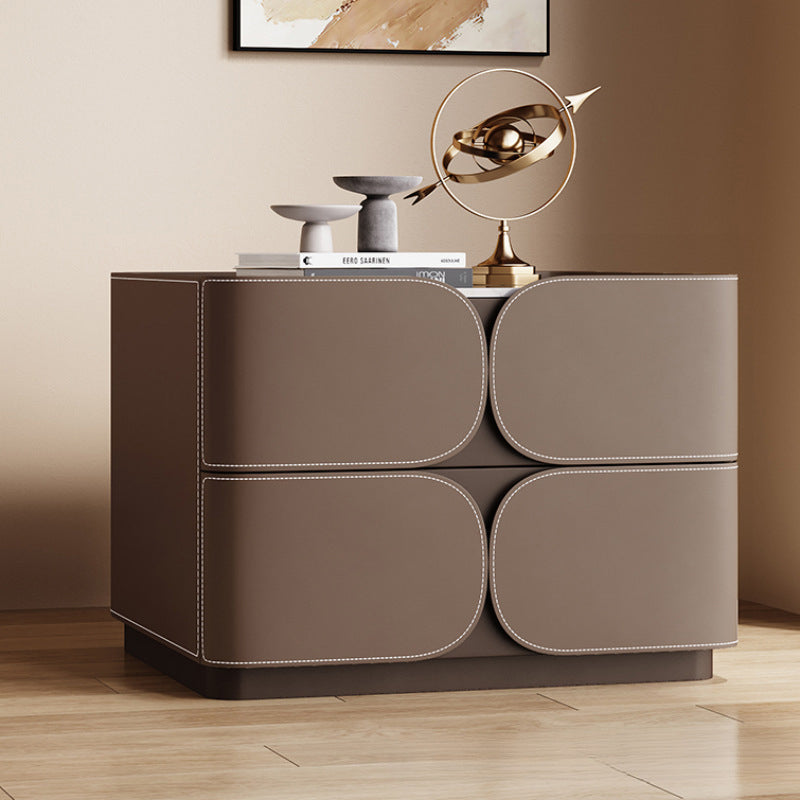 Table de chevet contemporaine nordique en cube carré en faux cuir de selle en bois massif avec matériel à 2 tiroirs pour chambre 