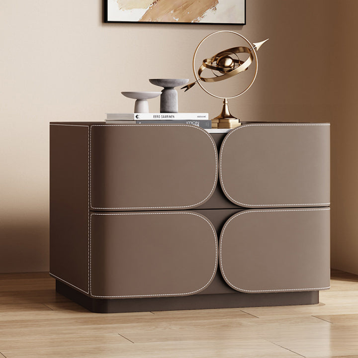 Table de chevet contemporaine nordique en cube carré en faux cuir de selle en bois massif avec matériel à 2 tiroirs pour chambre 