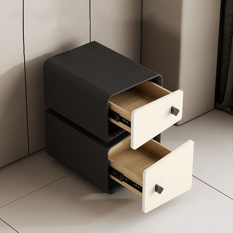 Table de nuit contemporaine scandinave en cuir microfibre carré cube bois massif planche multicouche 2 tiroirs pour chambre 