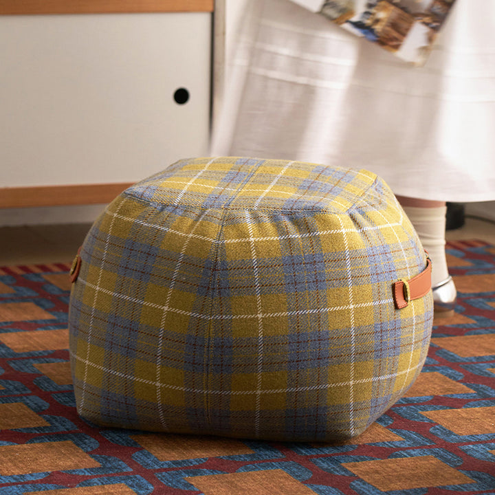 Traditional Vintage Linen Wool-Polyester Blend Bouclé Fabric Foam Sponge EPP Cube-Shaped Highly Practical Backless Armless Low Stool For Living Room